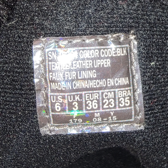 Skechers Suede Leather‎ Winter Boots - Size 6 - Picture 3 of 6